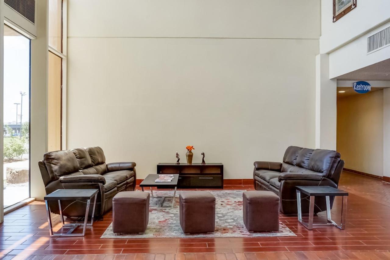 Oyo Hotel Killeen East Central (Adults Only) Exterior photo